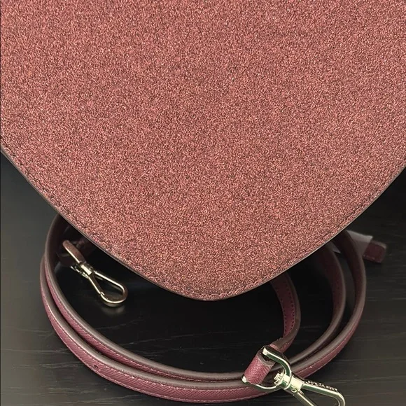Kate Spade NWOT Heart shimmer  Crossbody Bag - Picture 2 of 7